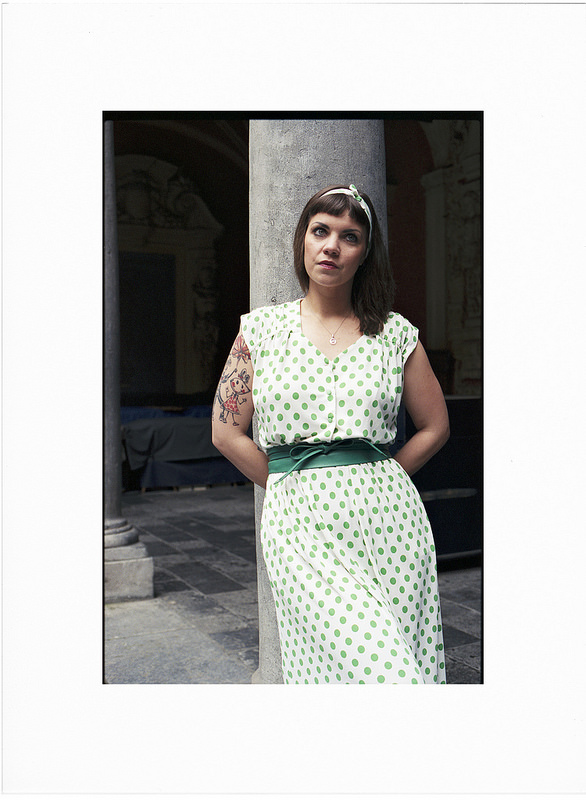 Portraits et lookbooks couleurs sur pellicule - Photographe argentique