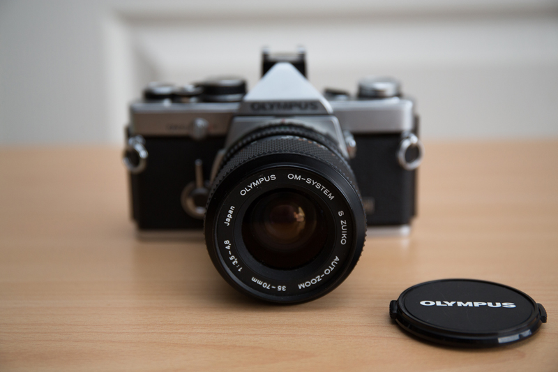 Olympus (appareil photo argentique) OM-1 / 2 / 2n / 2s / 3 / 4 / 4Ti Butter Grip par Cameradactyl - France