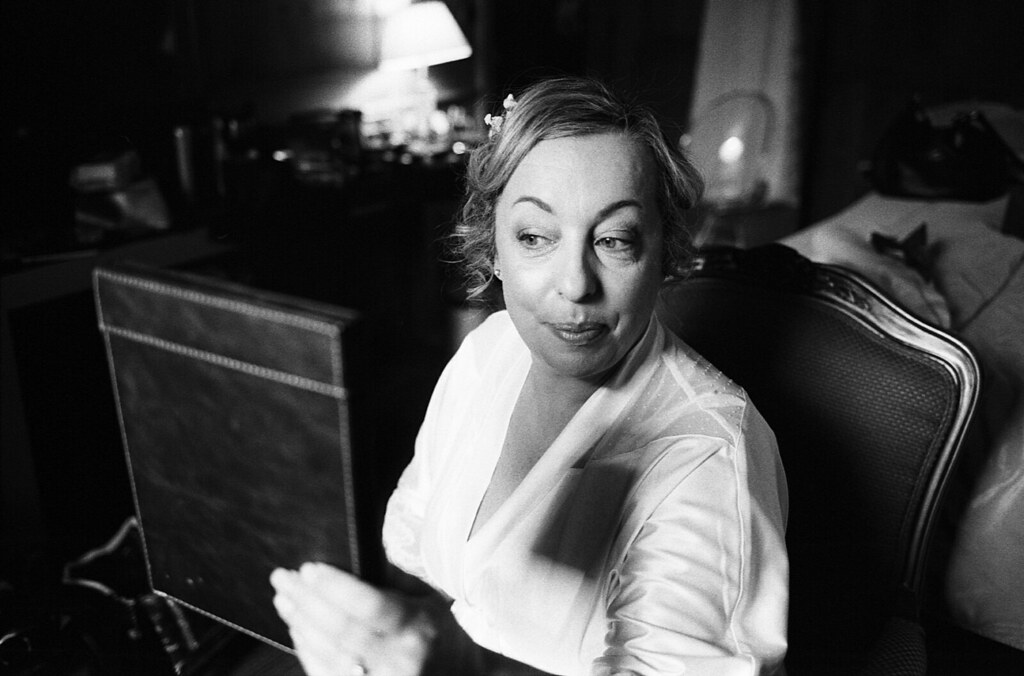 portrait mariée noir et blanc retro Ilford HP5 1600