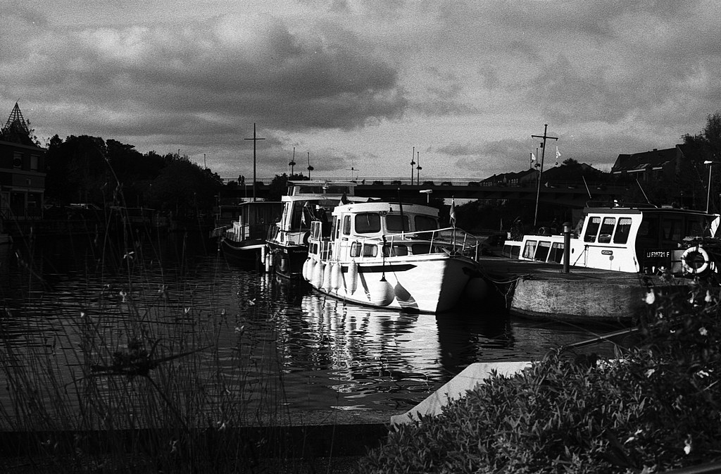 Argentique pas cher et sympa Pentax P30T en vente sur Ebay et à Lille. Photographes passionnés. Pellicule noir et blanc AGFA