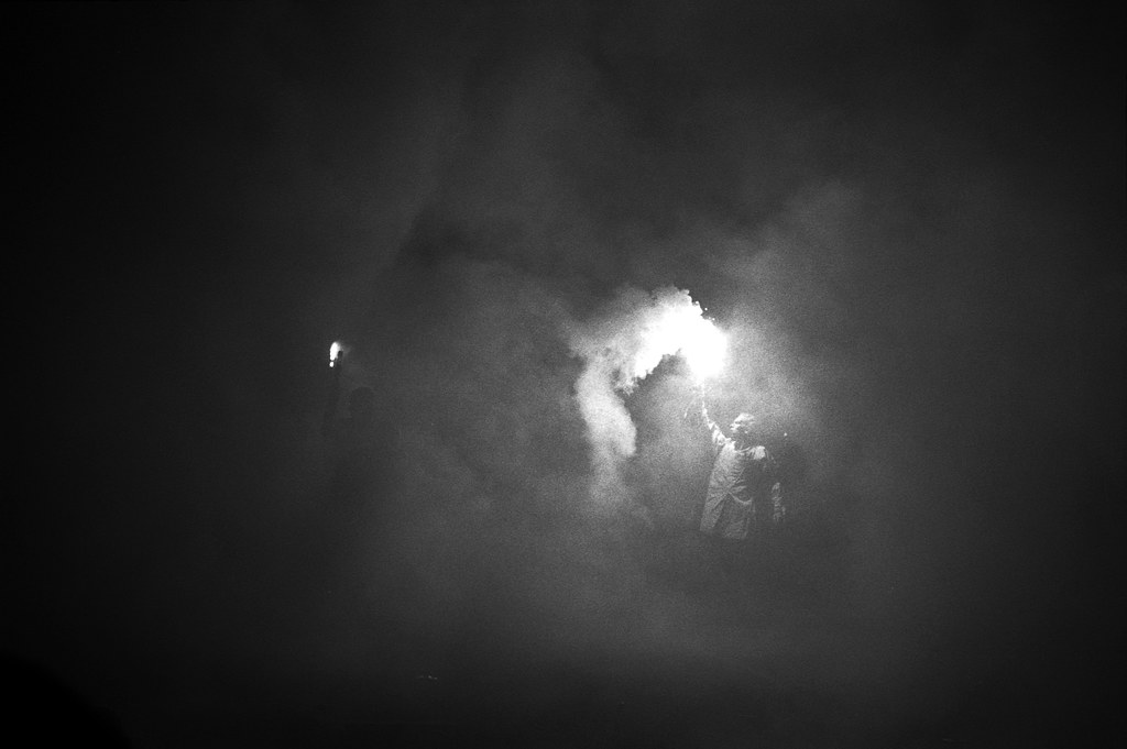 Comment faire des photos de nuit en argentique ? Comment exposer une pellicule argentique en basse lumière ? cours photo et workshop argentique à Lille. 