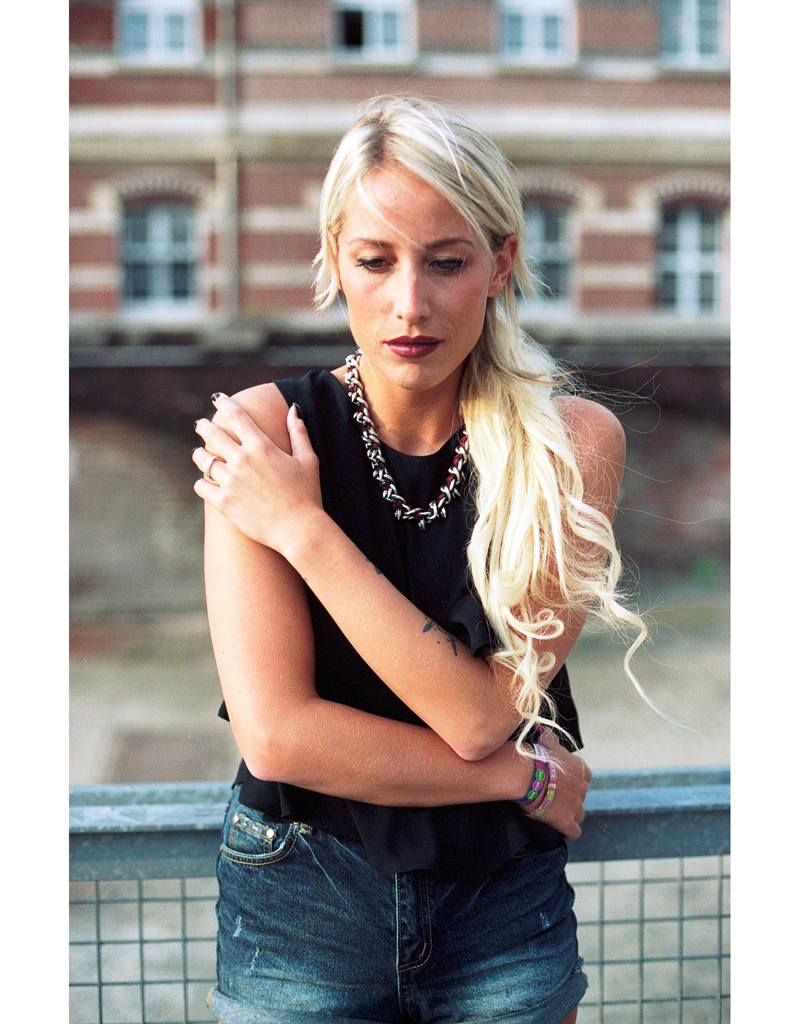 Portrait et lookbook argentique à Lille - Photographe mode