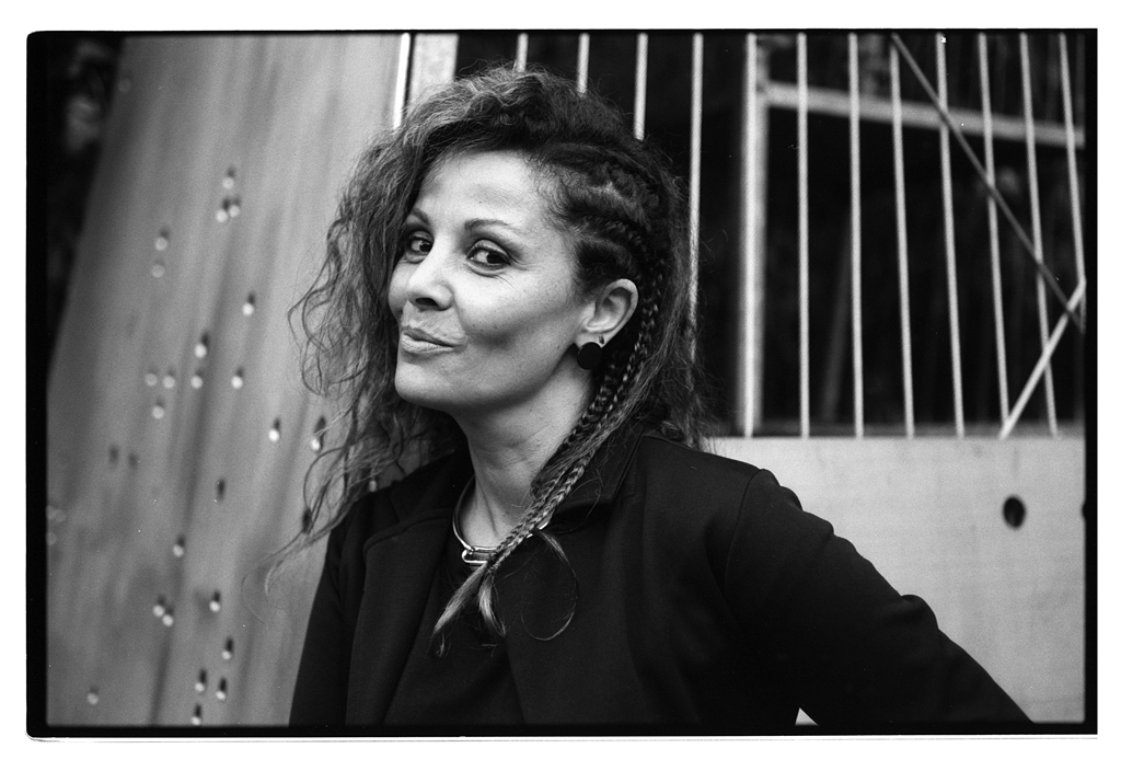 Quelle pellicule noir et blanc choisir quand on débute en argentique ? Histoires de photos vous répond dans cet article consacré aux films argentiques.