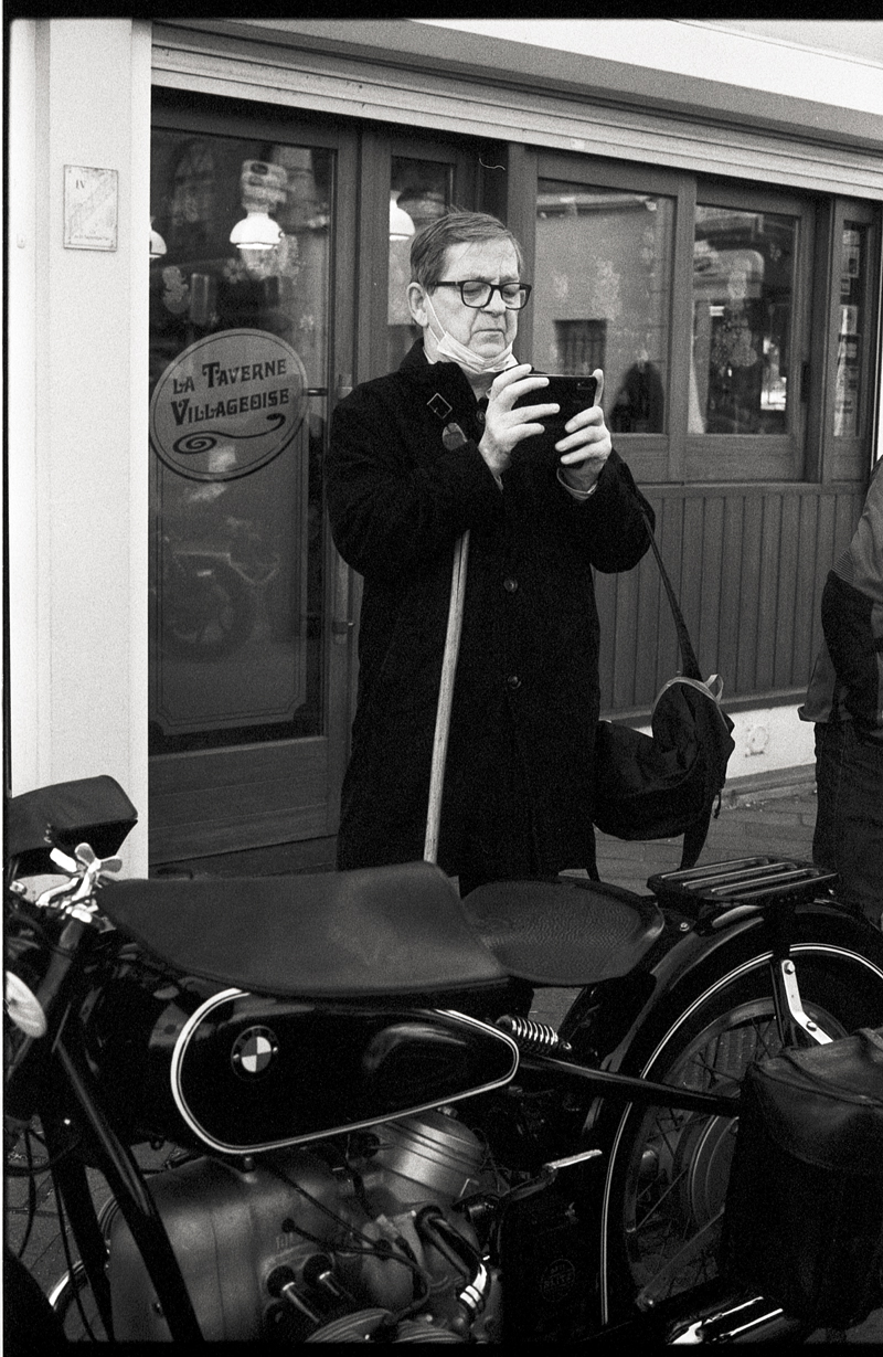 Photographie argentique dans la&nbsp;rue