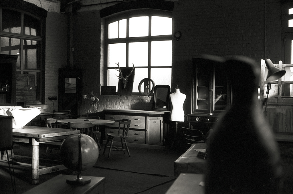 Photo intérieur du village des Antiquaires à Saint André lez Lille. Décorations intérieures.