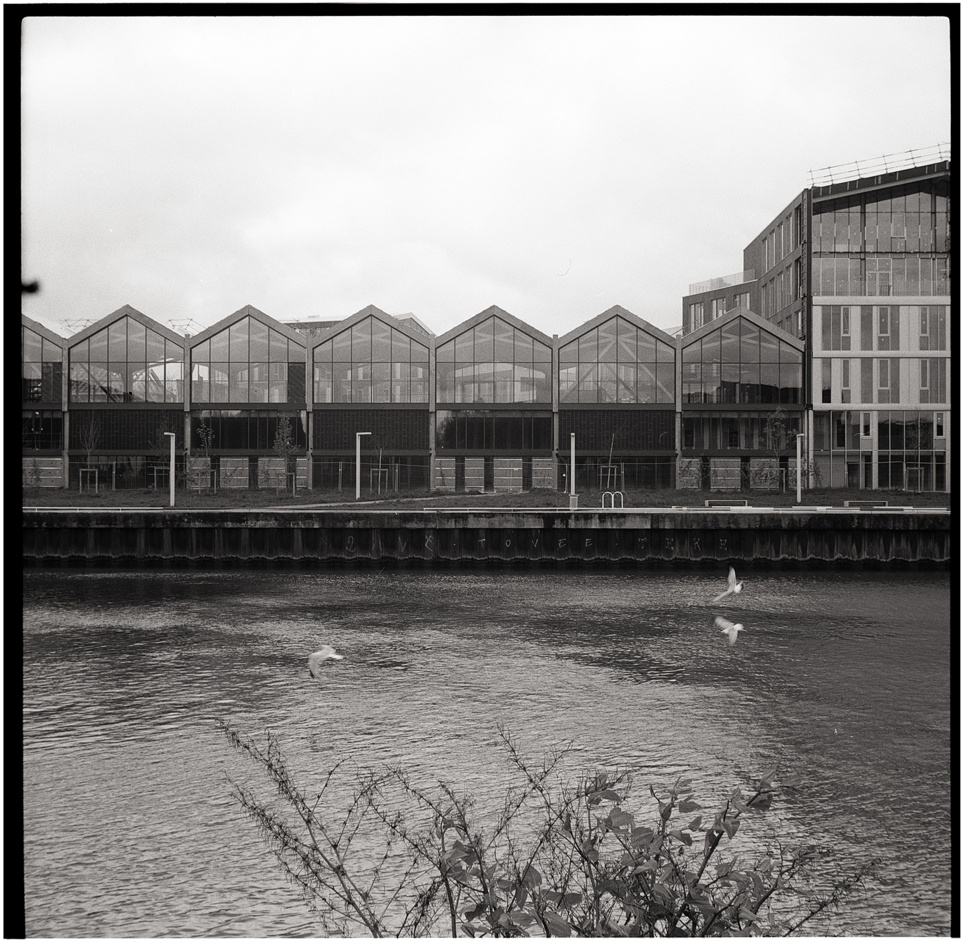 Les berges du Canal – Photographies argentiques au moyen&nbsp;format