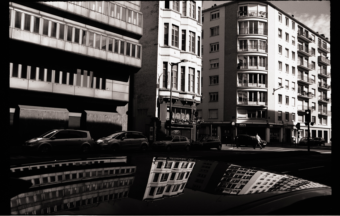 La ville et ses contrastes – Photographie&nbsp;argentique