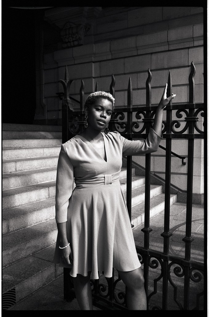 Film argentique portrait de rue, mode et beauté lford HP5