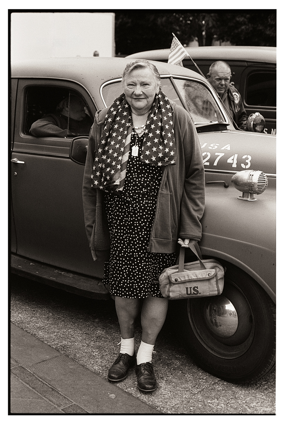 Portrait argentique style année 1945 en noir et blanc. Photographe portrait événement rétro.